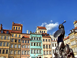 Kurzinfo Warschau Impressionen Attraktion  In ihrer jetzigen Form ist die Altstadt nicht mehr als 50 Jahre alt